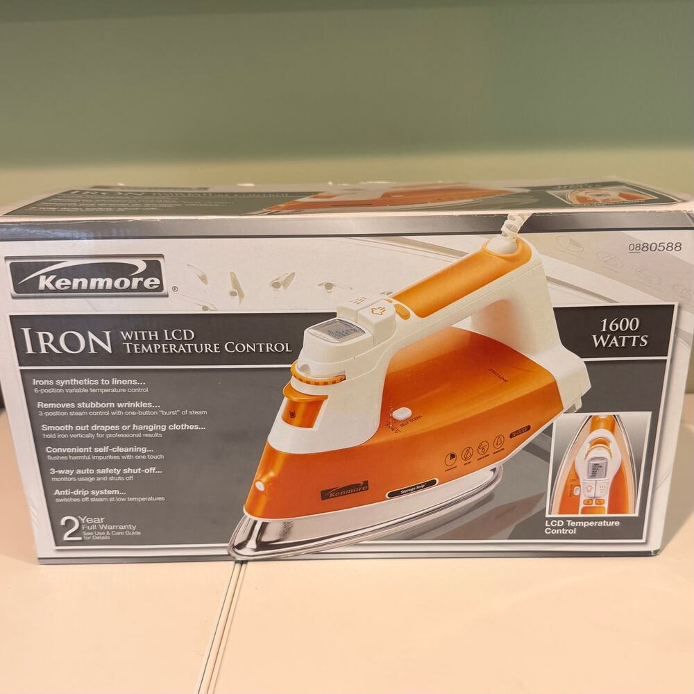 Kenmore 1600W Steam Iron LCD Temperature Control Auto Shut Off Model 0880588